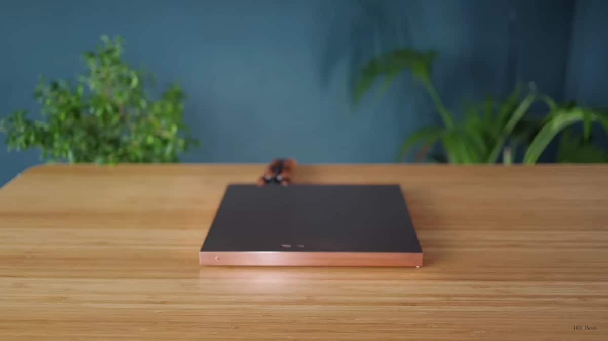PlayStation 5 Slim?  YouTuber cria versão reduda do console;  ajudar